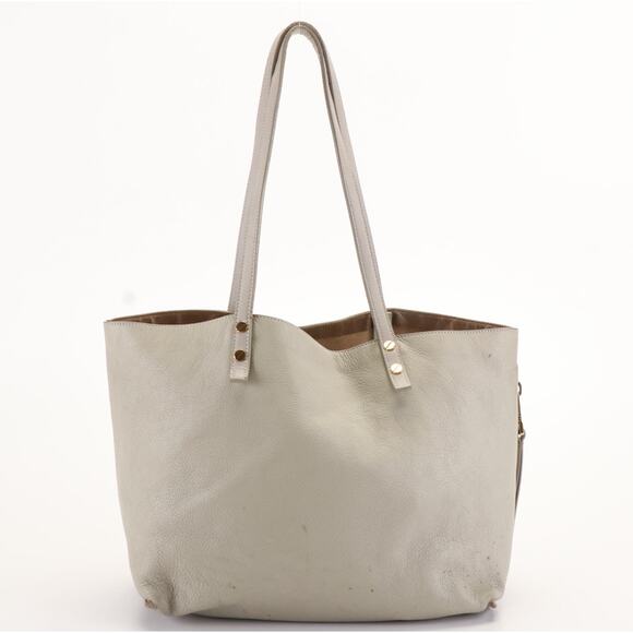 Chloé Dilan East-West Tote Bag in Pebbled Grey Leather - Picture 3 of 9